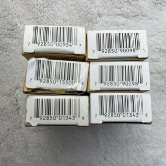 Burt's Bees Ultra Conditioning Lip Balm Bundle 0.1 - Picture 4 of 5